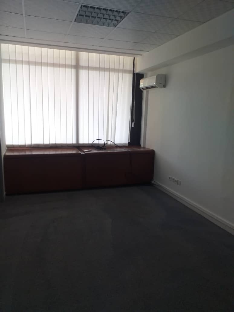  Immeuble Les Harmonies bd Roume au Plateau - Bureaux d'une superficie de 132 m²